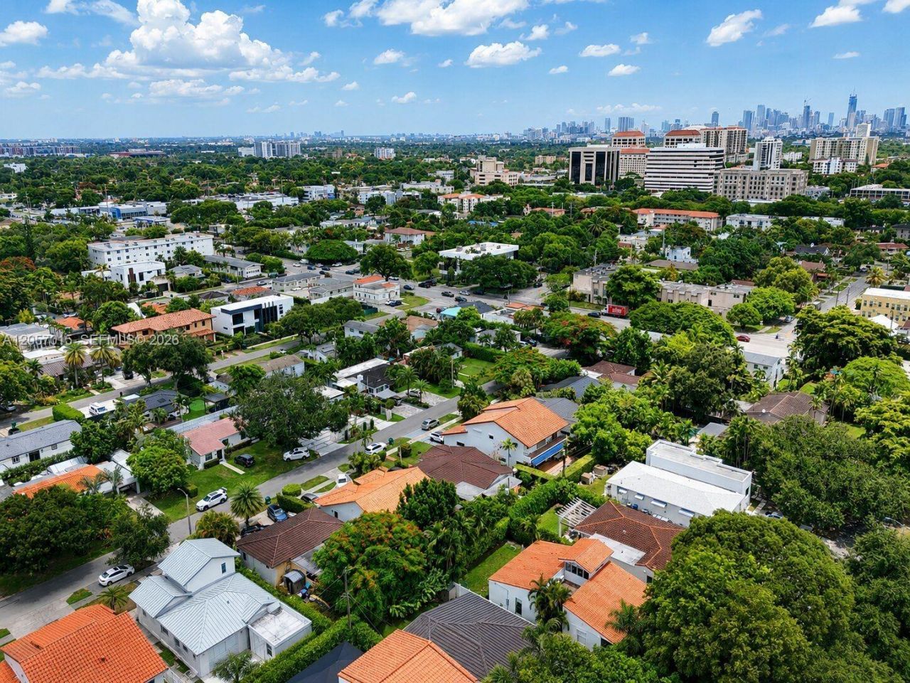 4261 SW 12th St, Miami, FL 33134 Photo