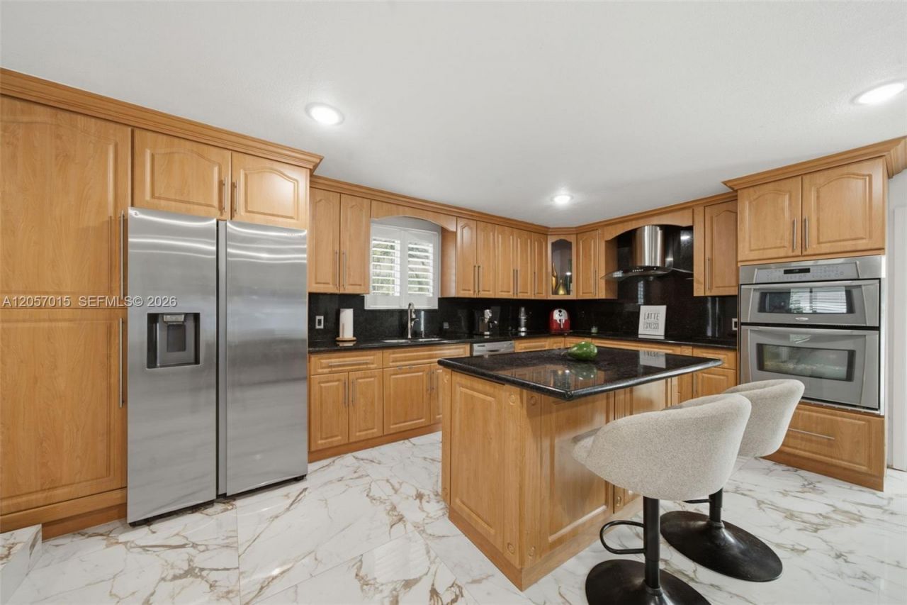 4261 SW 12th St, Miami, FL 33134 Photo