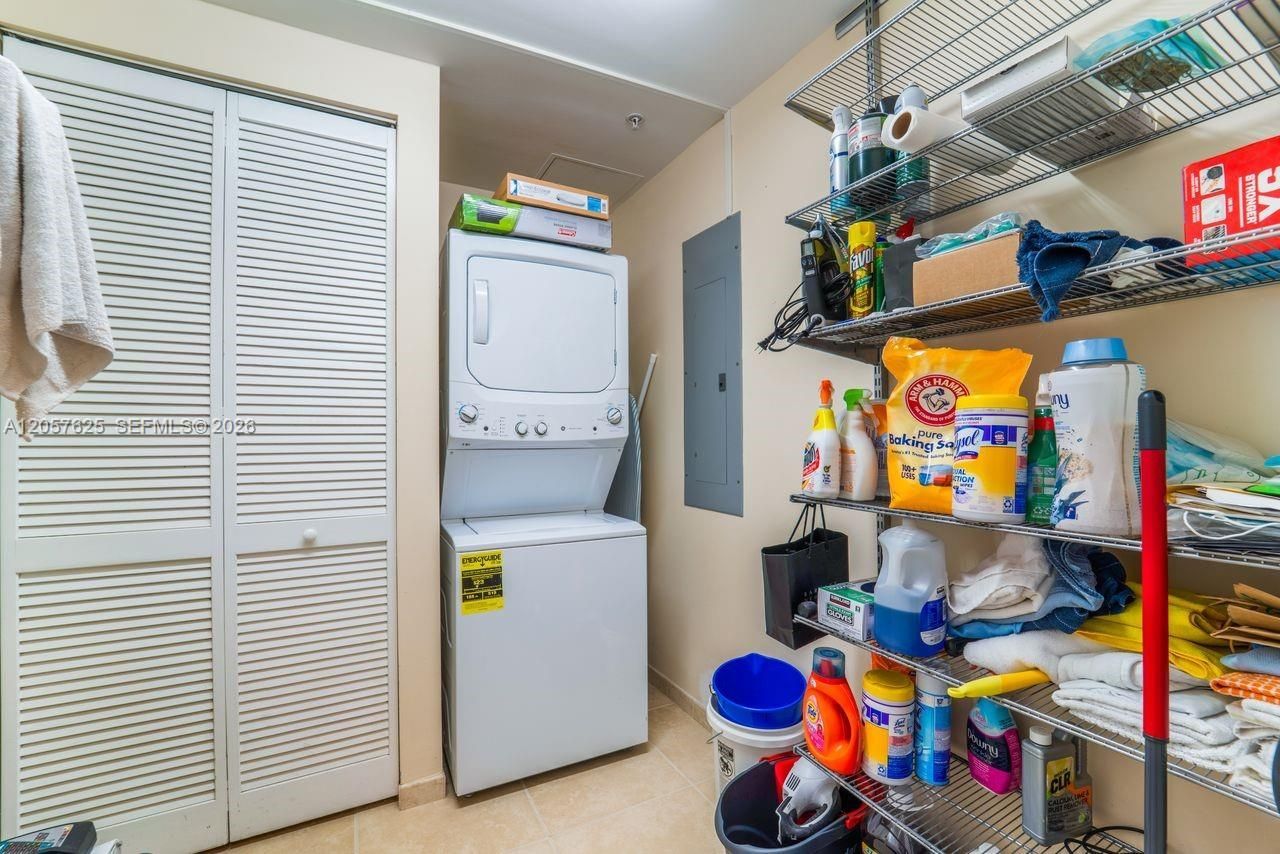 8395 SW 73rd Ave, Unit 412, Miami, FL 33143 Photo