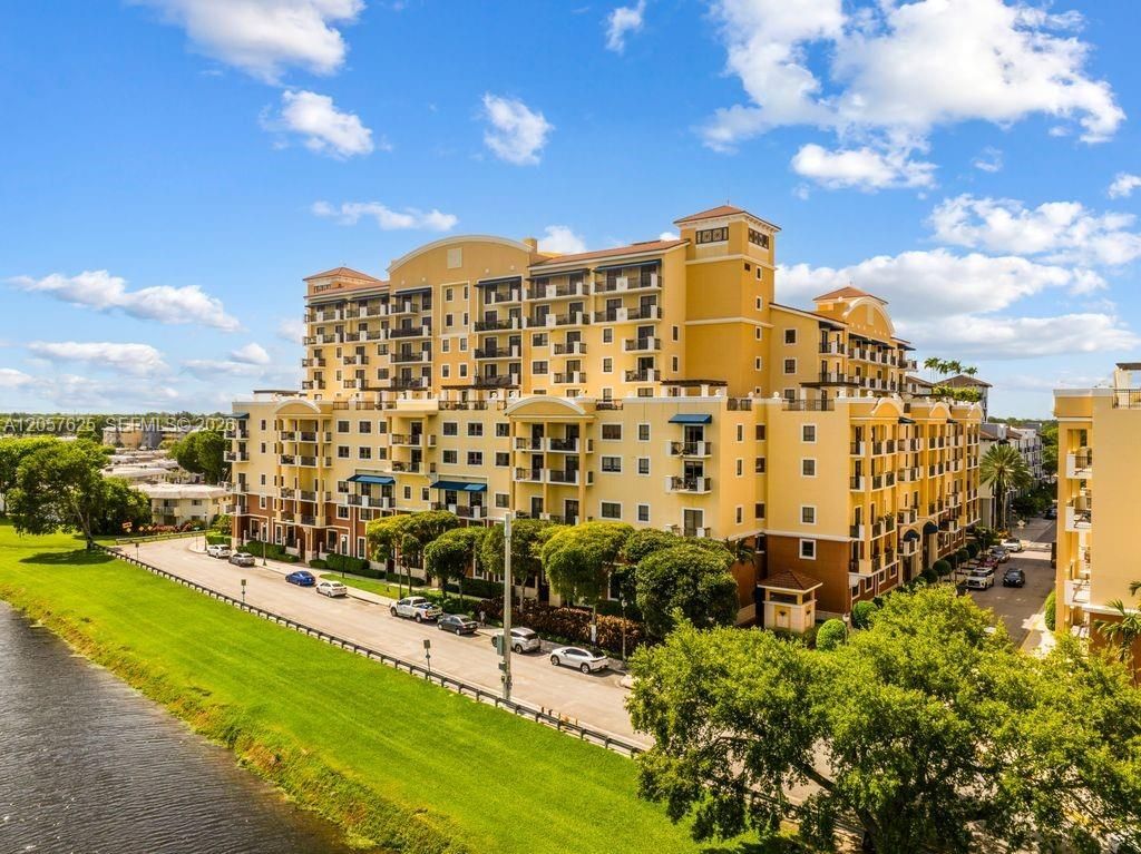 8395 SW 73rd Ave, Unit 412, Miami, FL 33143 Photo