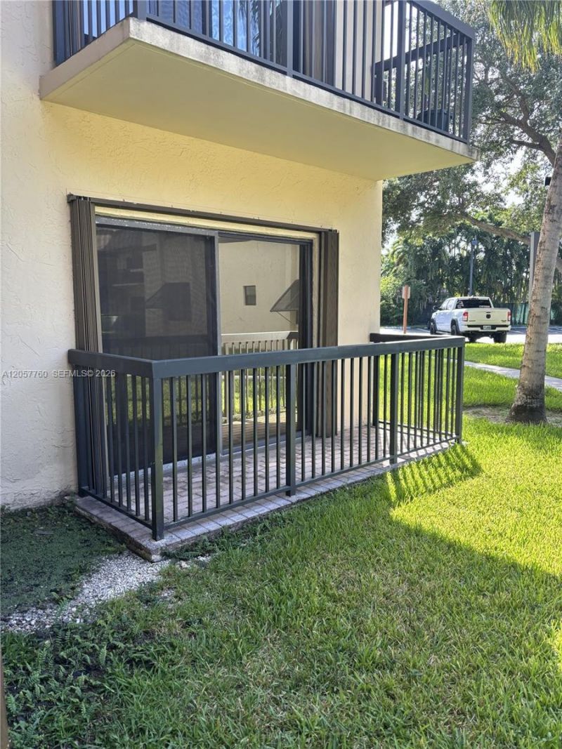 7965 SW 86th St , Unit 105, Miami, FL 33143 Photo