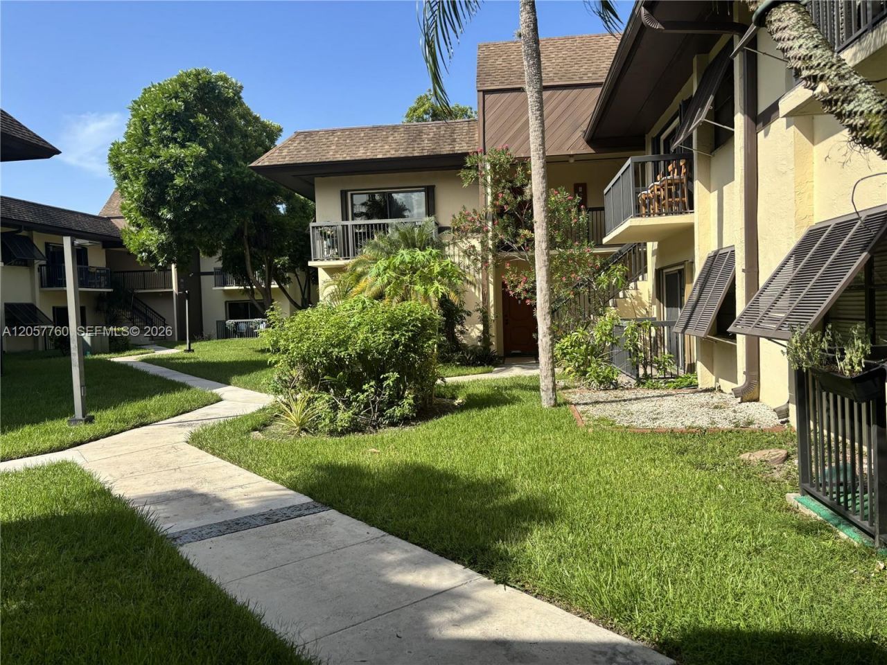 7965 SW 86th St , Unit 105, Miami, FL 33143 Photo