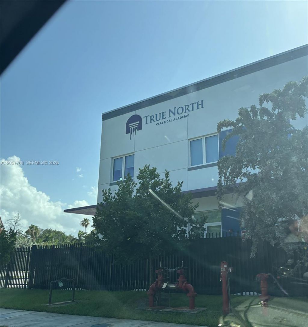 7965 SW 86th St , Unit 105, Miami, FL 33143 Photo