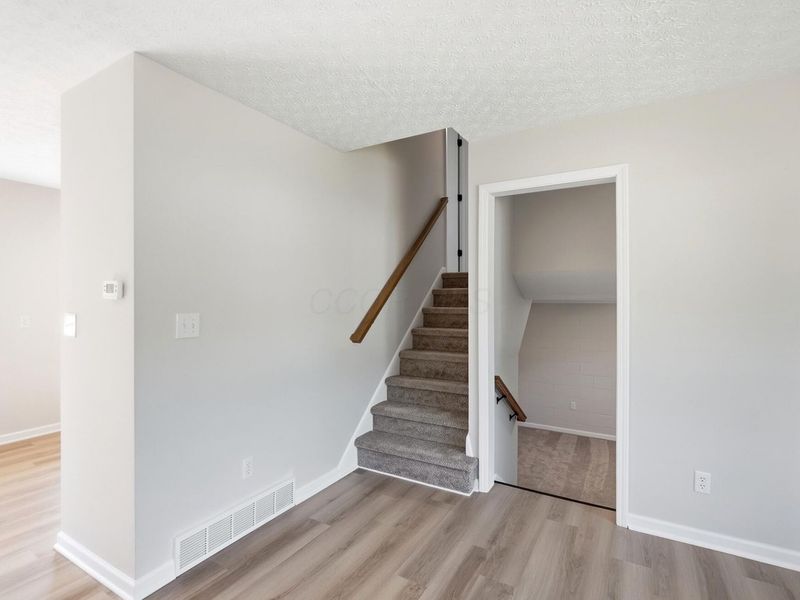 3532 Noe Bixby Road, Columbus, OH 43232 Photo 10