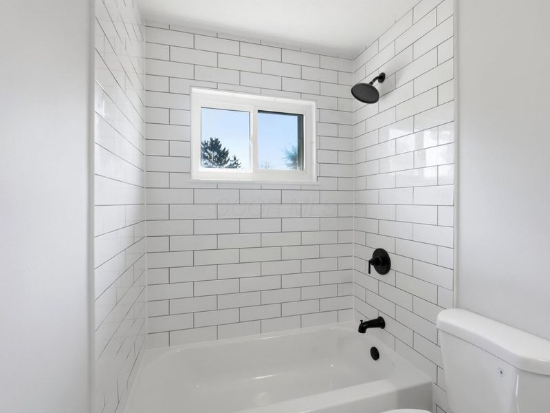 3532 Noe Bixby Road, Columbus, OH 43232 Photo 17