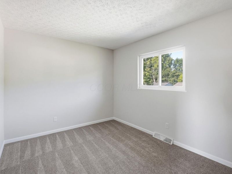 3532 Noe Bixby Road, Columbus, OH 43232 Photo 18
