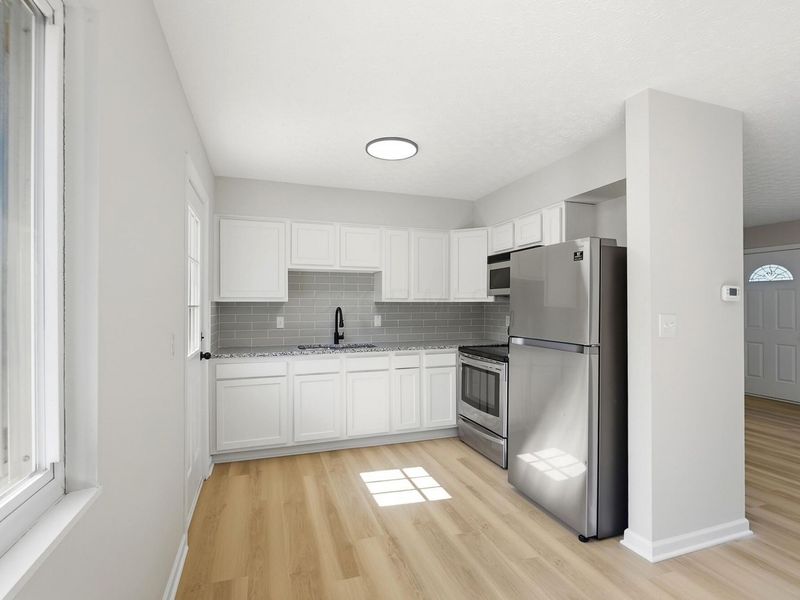 3532 Noe Bixby Road, Columbus, OH 43232 Photo 6