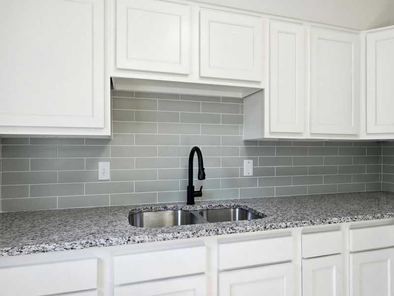 3532 Noe Bixby Road, Columbus, OH 43232 Photo 7