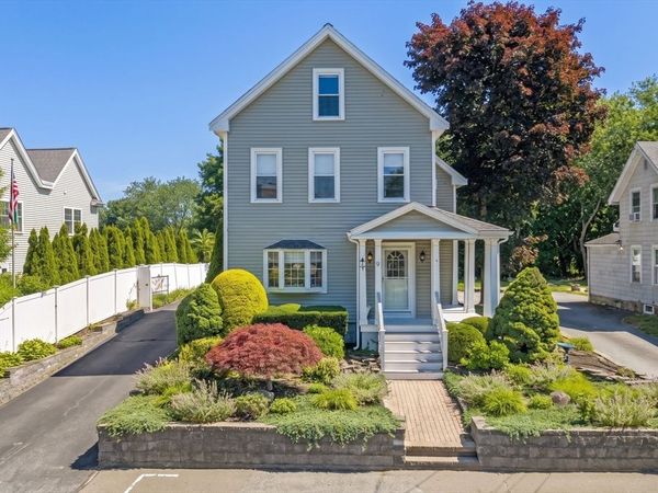 18 Nahant St, Wakefield, MA 01880