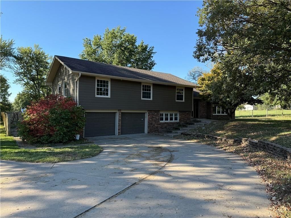 17017 NE 180th Street, Holt, MO 64048 Main Photo