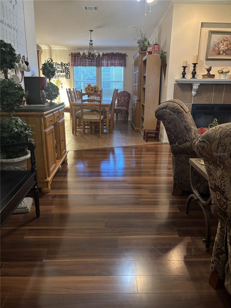 2723 Lake Grassmere Circle, Unit 910, Zellwood, FL 32798 Photo