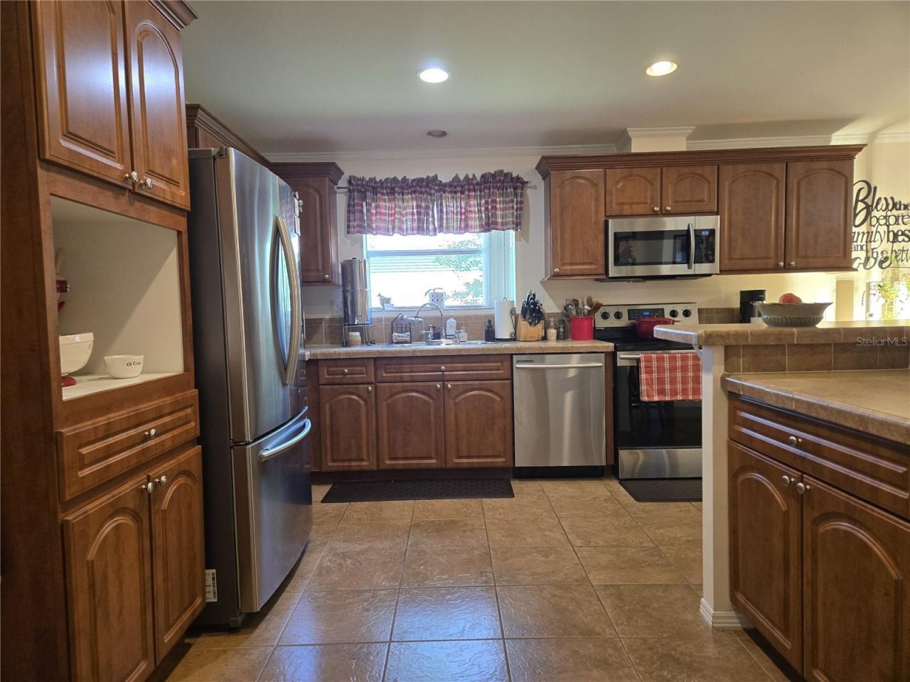 2723 Lake Grassmere Circle, Unit 910, Zellwood, FL 32798 Photo