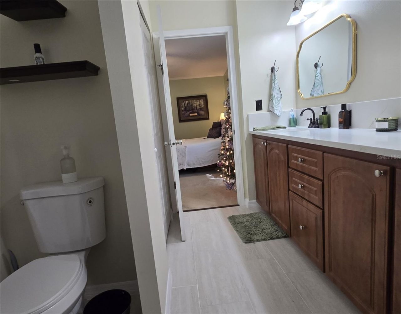 2723 Lake Grassmere Circle, Unit 910, Zellwood, FL 32798 Photo