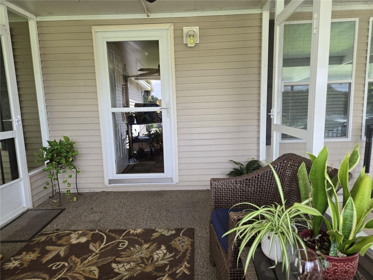 2723 Lake Grassmere Circle, Unit 910, Zellwood, FL 32798 Photo