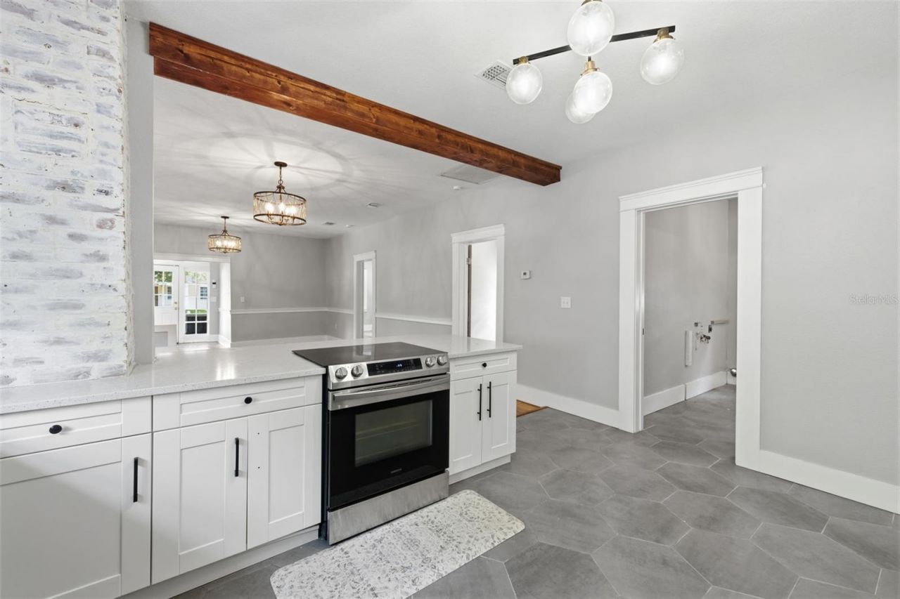 236 W North Street , Tampa, FL 33604 Photo
