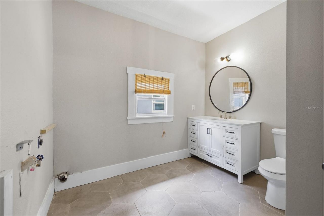 236 W North Street , Tampa, FL 33604 Photo