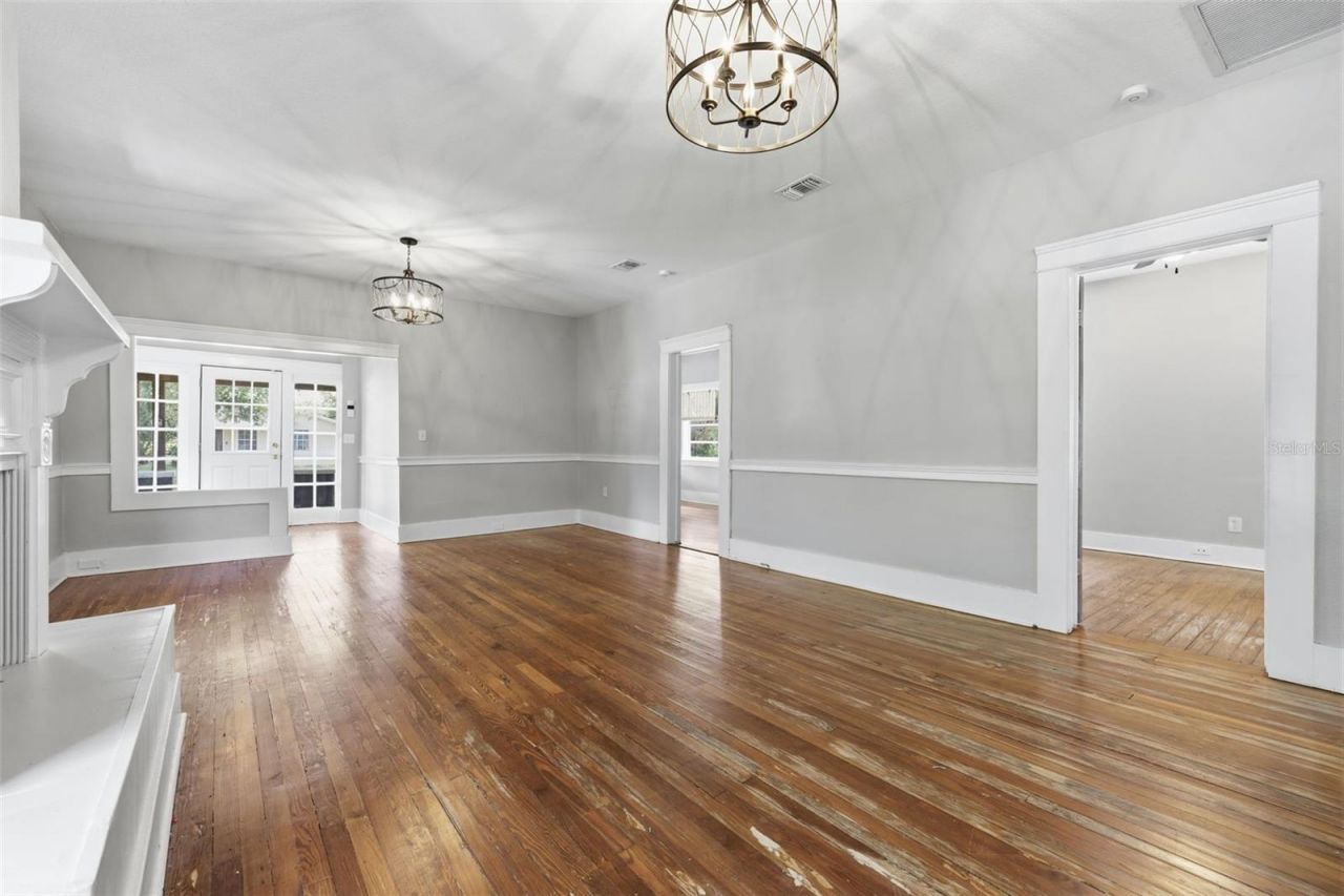 236 W North Street , Tampa, FL 33604 Photo