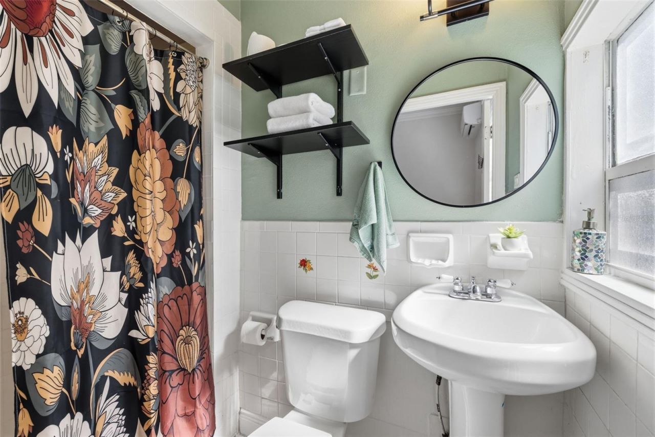 236 W North Street , Tampa, FL 33604 Photo