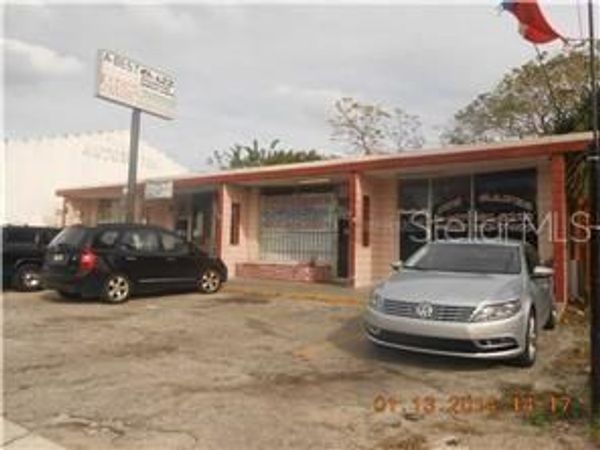 629 N SEMORAN BOULEVARD , ORLANDO, FL 32807