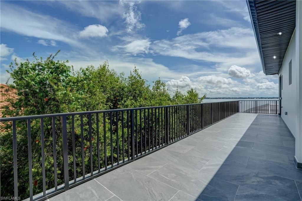 6390 River Club Ct , North Fort Myers, FL 33917 Photo