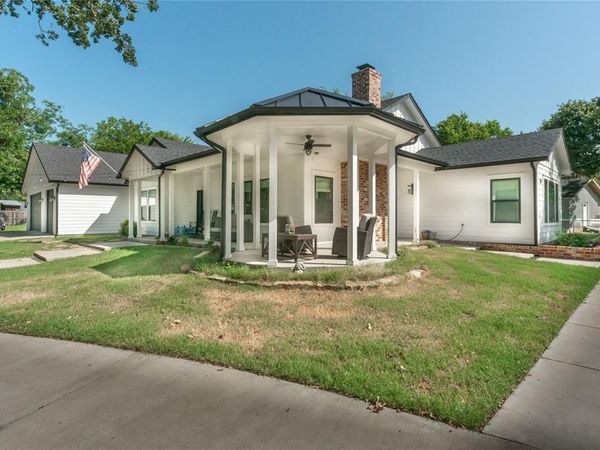 131 Lakeway Lane, Gun Barrel City, TX 75156