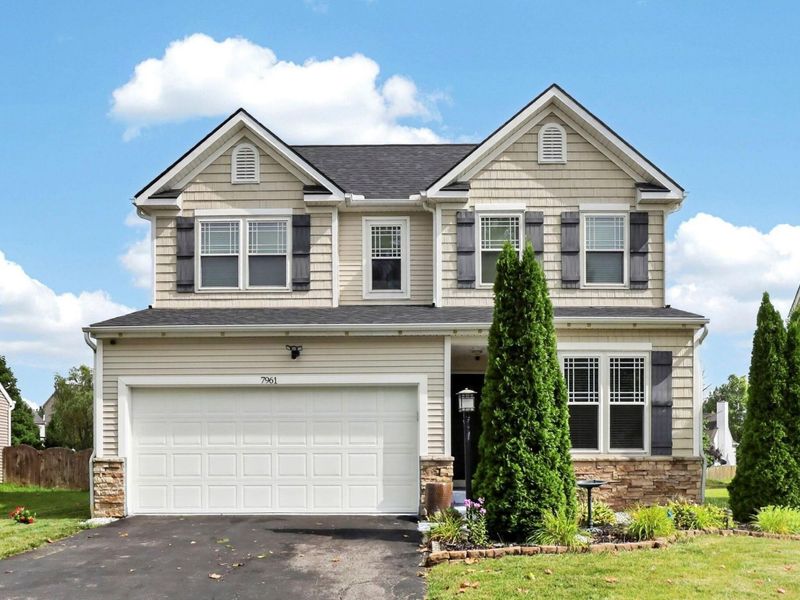 7961 Aspen Ridge Drive, Blacklick, OH 43004 Photo 3