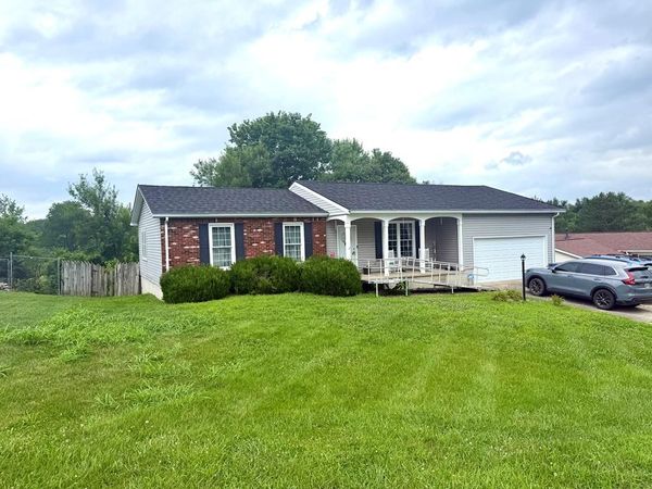 92 Clayburne Blvd., Chillicothe, OH 45601