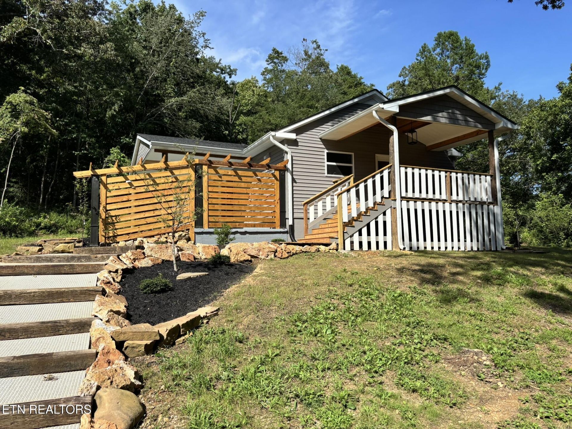 841 Pumphouse Rd, Rockwood, TN 37854 Main Photo