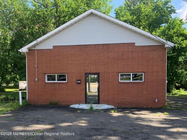 275 State Route 36, Hazlet, NJ 07730