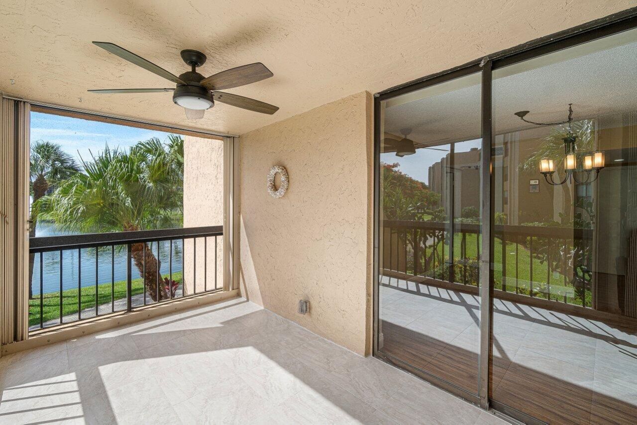 950 Egret Circle, Unit 5202, Delray Beach, FL 33444 Photo