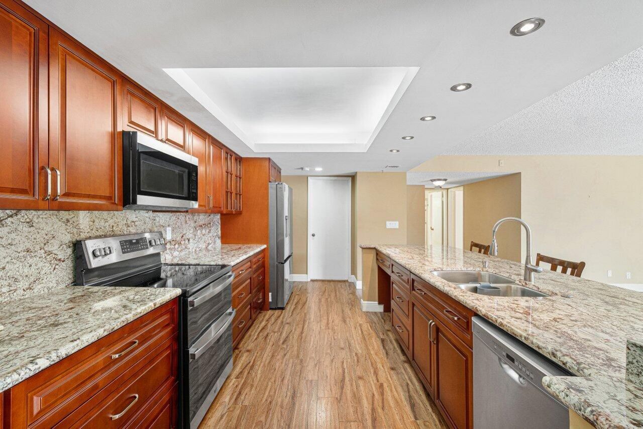 950 Egret Circle, Unit 5202, Delray Beach, FL 33444 Photo
