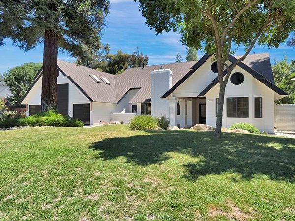 7442 N Tahan , Fresno, CA 93711