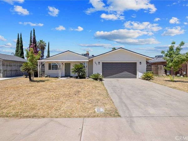 587 Sunset Street , Kingsburg, CA 93631
