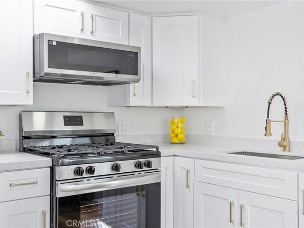 26135 Baseline RD, Unit 18, Highland, CA 92346