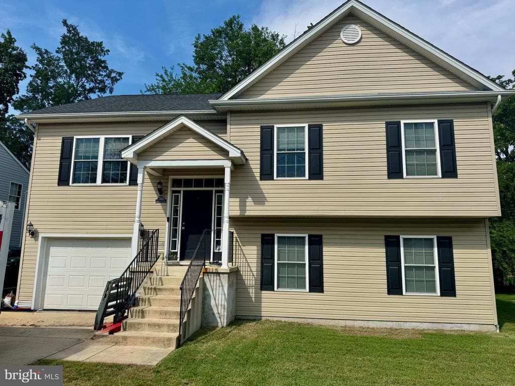 7933 EAST END, BALTIMORE, MD 21226
