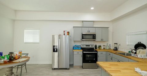 1800 W Glenwood Ave, Turlock, CA 95380 Photo