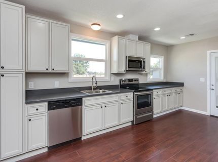 1800 W Glenwood Ave, Turlock, CA 95380 Photo