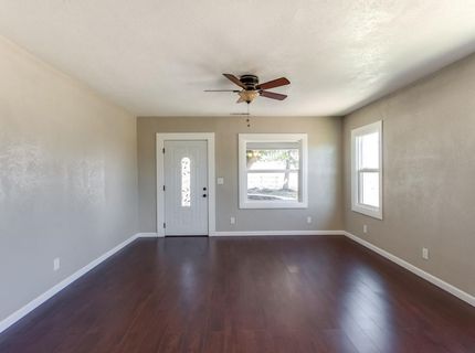 1800 W Glenwood Ave, Turlock, CA 95380 Photo
