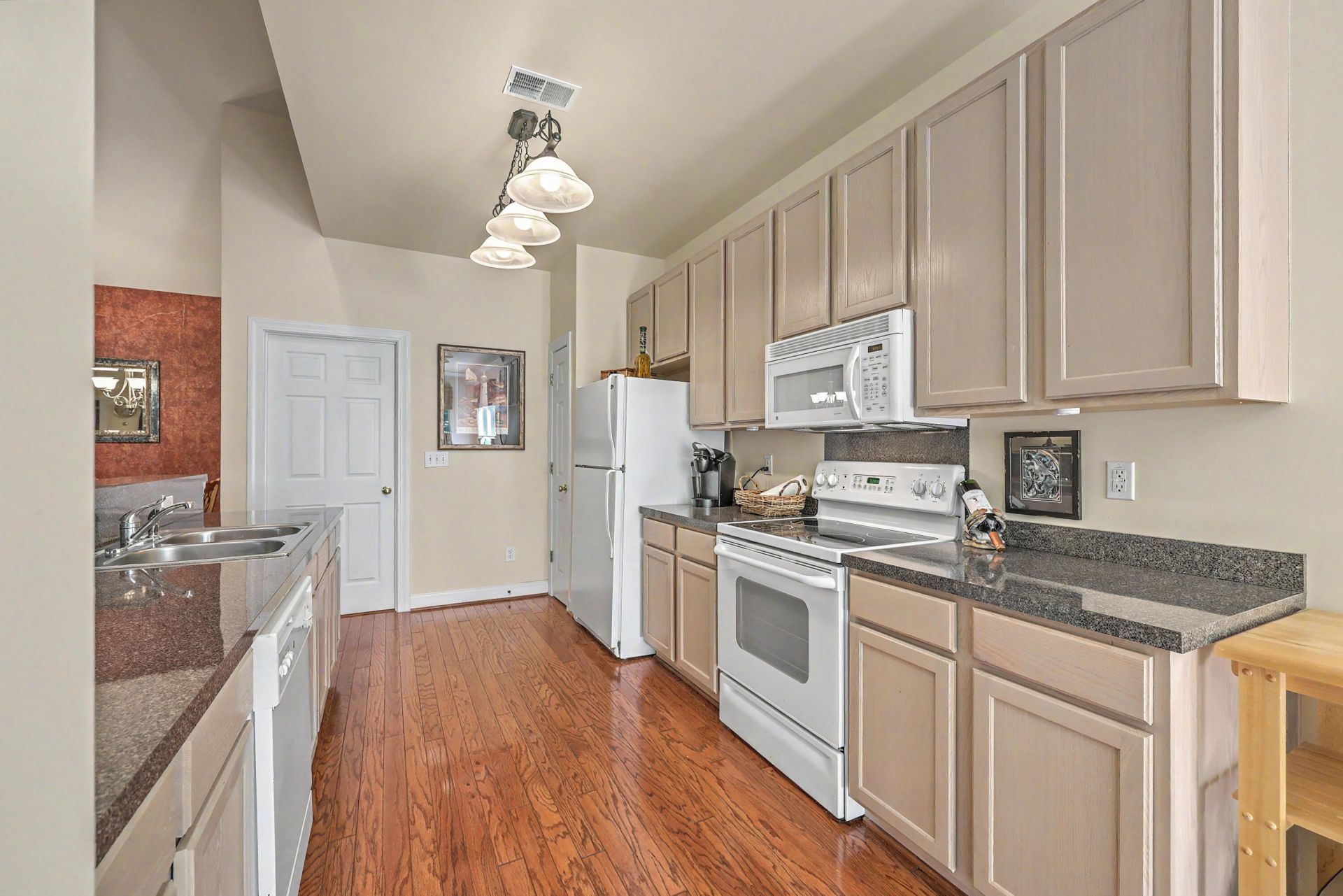 4953 Franconia Drive Photo 14