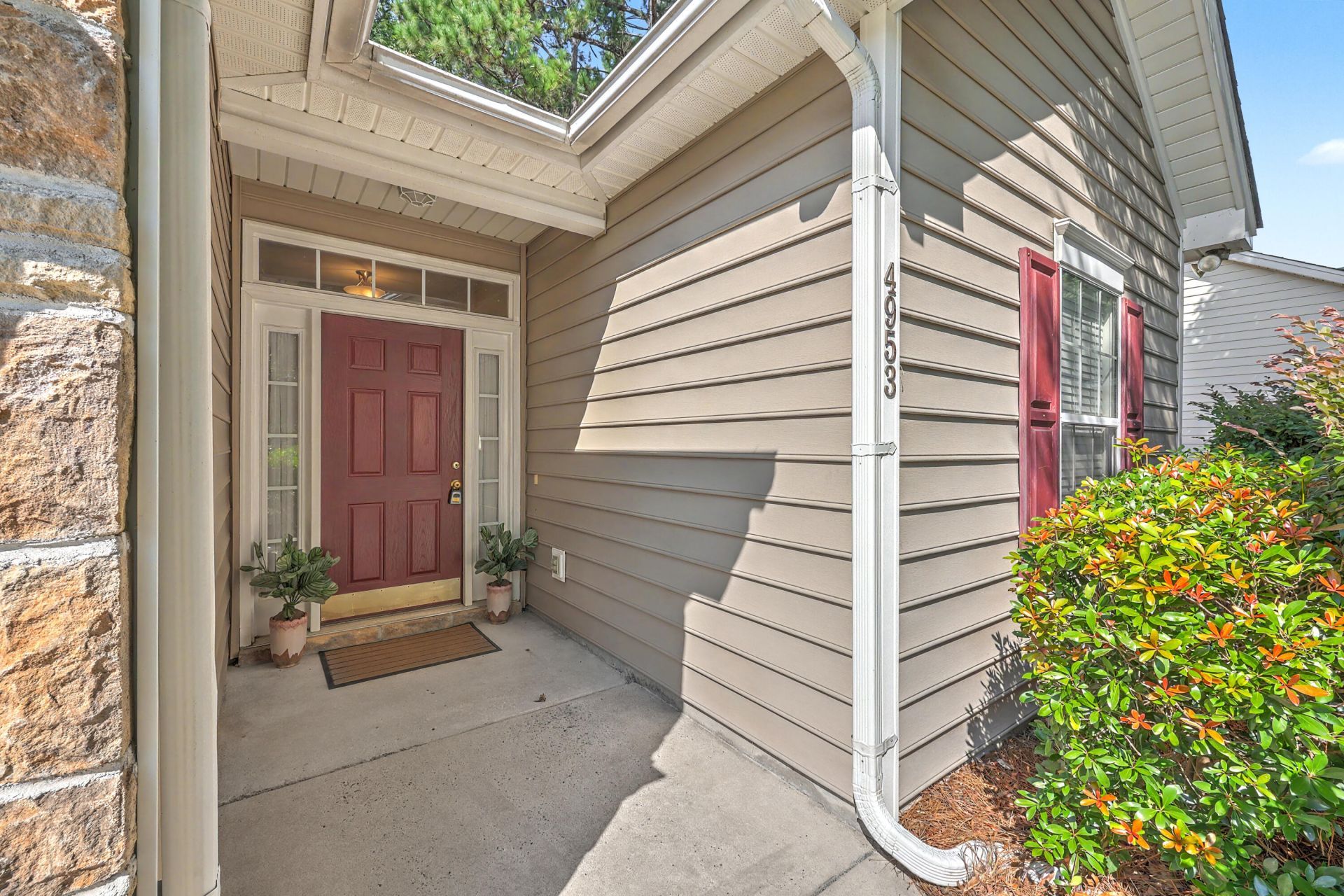 4953 Franconia Drive Photo 4