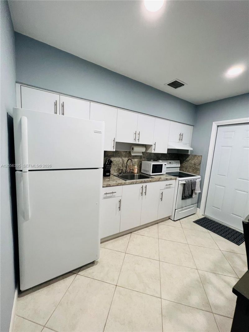 280 NW 55th St , Unit 282, Miami, FL 33127 Photo