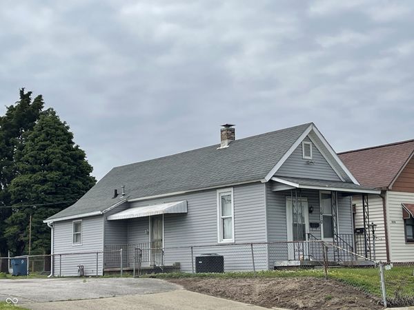 1610 N 4th Street , Terre Haute, IN 47804