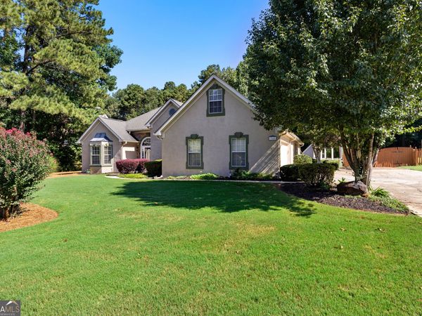 368 Crescent Drive, Newnan, GA 30265