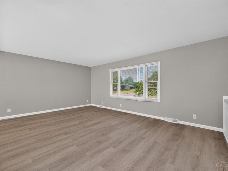 414 Holland Drive, Trenton, OH 45067 Photo 7
