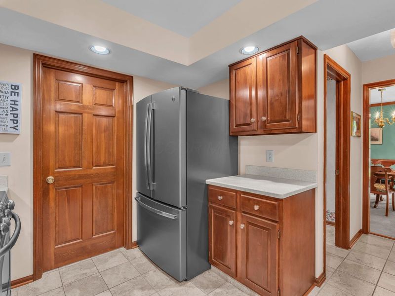 1118 Riva Ridge Boulevard, Columbus, OH 43230 Photo 17