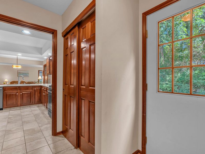 1118 Riva Ridge Boulevard, Columbus, OH 43230 Photo 19