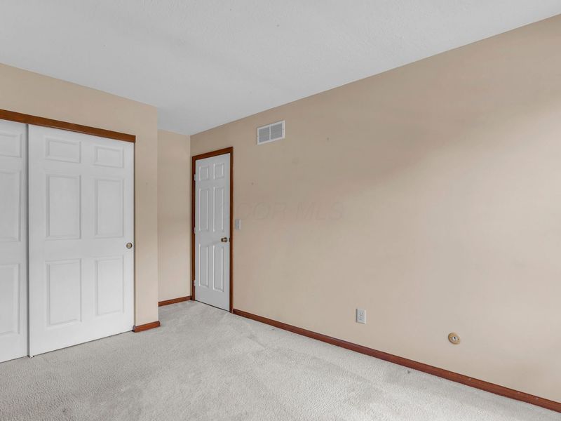 1118 Riva Ridge Boulevard, Columbus, OH 43230 Photo 26