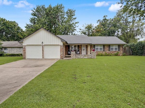 2310 S Juniper Avenue , Broken Arrow, OK 74012