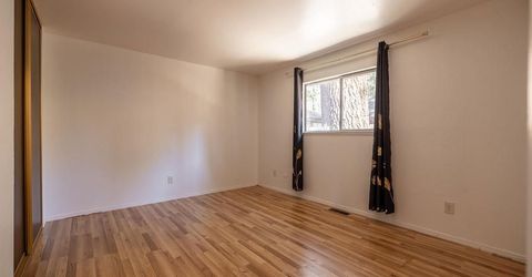 853 Alameda Avenue, South Lake Tahoe, CA 96150 Photo