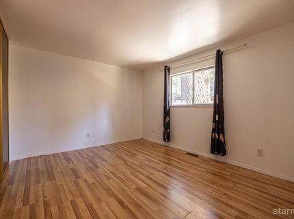 853 Alameda Avenue, South Lake Tahoe, CA 96150 Photo